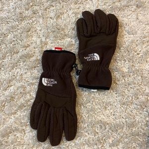 Brown The North Face fleece gloves